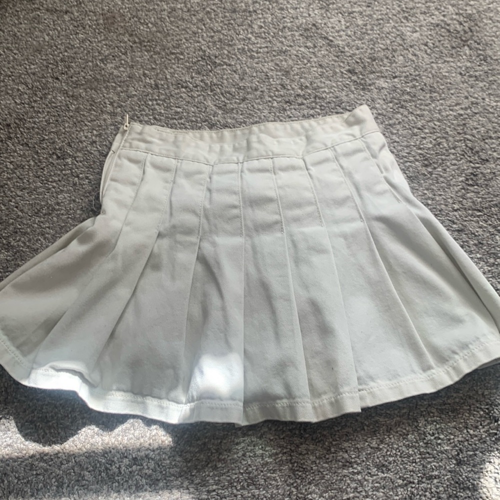 Brandy Melville Pleated Skirt
